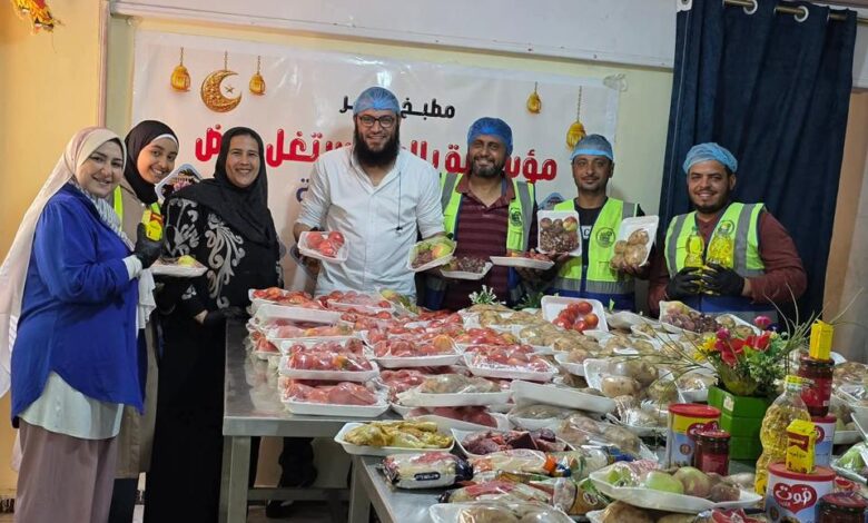 مؤسسة «بلاش نستغل بعض» تواصل خدماتها المجتمعية وتوزيع الوجبات لليوم الثامن على التوالى فى العشر الاولى من ذى الحجة