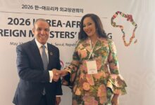 وزير الخارجية يلتقي نظيرته النيجيرية على هامش الاجتماع الوزاري الكوري الأفريقي