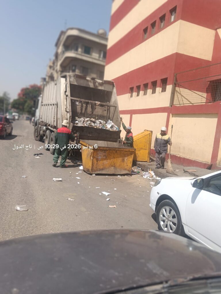 جولة لمحافظ الجيزة لمتابعة إنتظام تقديم الخدمات بالعجوزة وإمبابة والوراق وأوسيم ومنشأة القناطر جولة لمحافظ الجيزة لمتابعة إنتظام تقديم الخدمات بالعجوزة وإمبابة والوراق وأوسيم ومنشأة القناطر