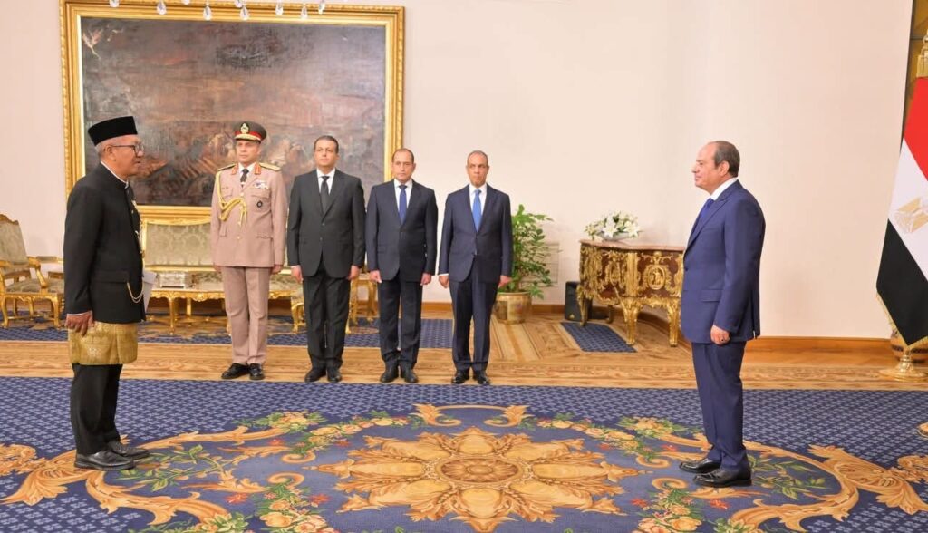 سفير جمهورية إندونيسيا يقدّم أوراق اعتماده إلى رئيس جمهورية مصر العربية
